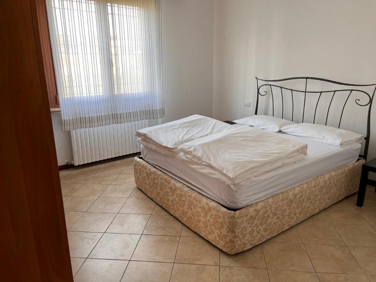 Ferienwohnung Sebino 11 Peschiera del Garda Exterior foto