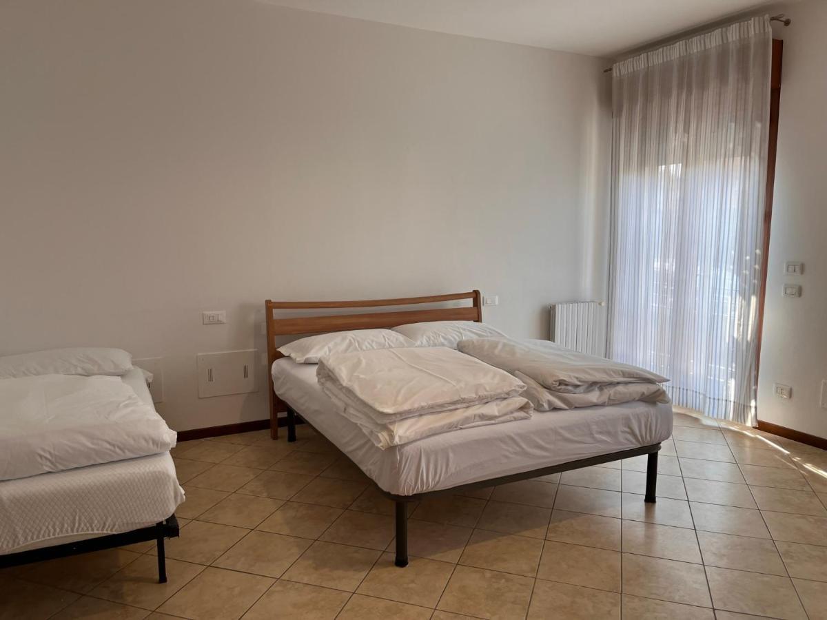 Ferienwohnung Sebino 11 Peschiera del Garda Exterior foto