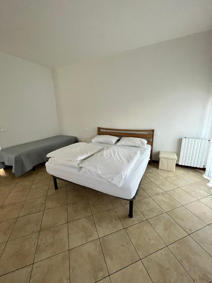 Ferienwohnung Sebino 11 Peschiera del Garda Exterior foto